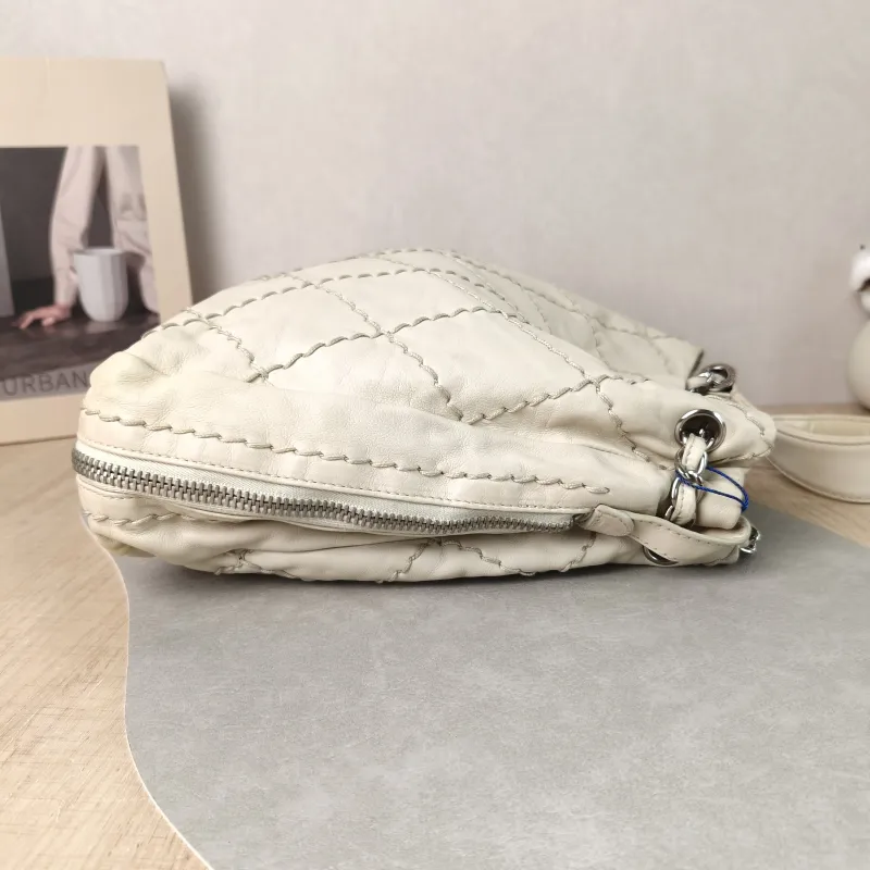 Chanel Shoulder Bag Tote Bag Beige Calfskin 37 × 7 × 29 cm 11 — detail view 8 of 12