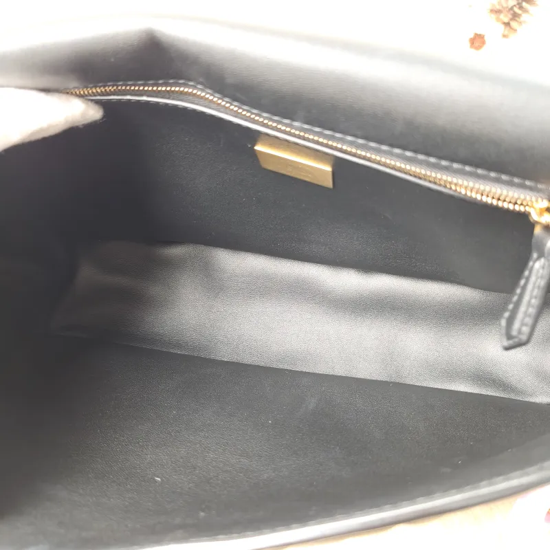 FENDI Crossbody Bag Baguette Baguette Bag Black Lambskin Large31 × 9 × 18 cm — detail view 3 of 13