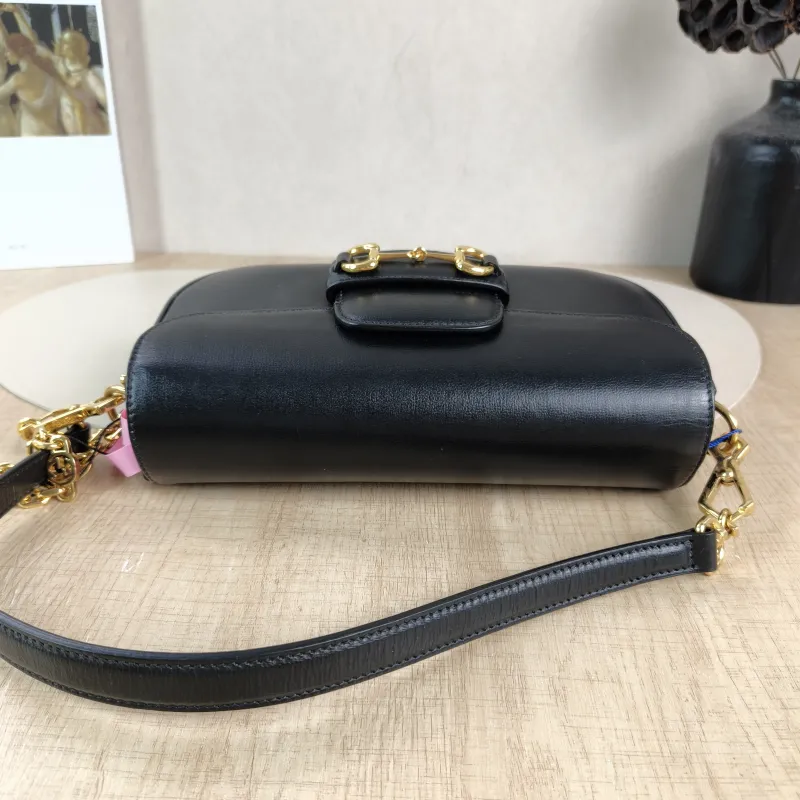 GUCCI Shoulder Bag Horsebit 1955 Horsebit Small Black · Shoulder Strap CC alfskin Small 24 × 5.5 × 13 cm — detail view 2 of 13