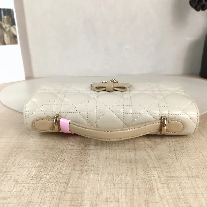 DIOR Shoulder Bag My Chain Bag Taupe Lambskin 21 × 3.5 × 11.5 cm — detail view 4 of 13