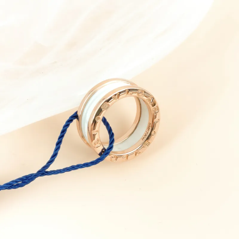 Bvlgari Ring B.zero1Collection Ring Rose Gold 18KR ose Gold One Size 48 — cover view 4 of 8