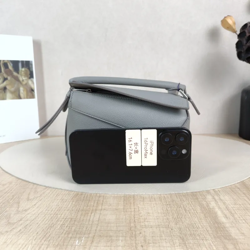 LOEWE Crossbody Bag Puzzle Grey Calfskinmini18 × 8 × 12.5 cm — cover view 2 of 5