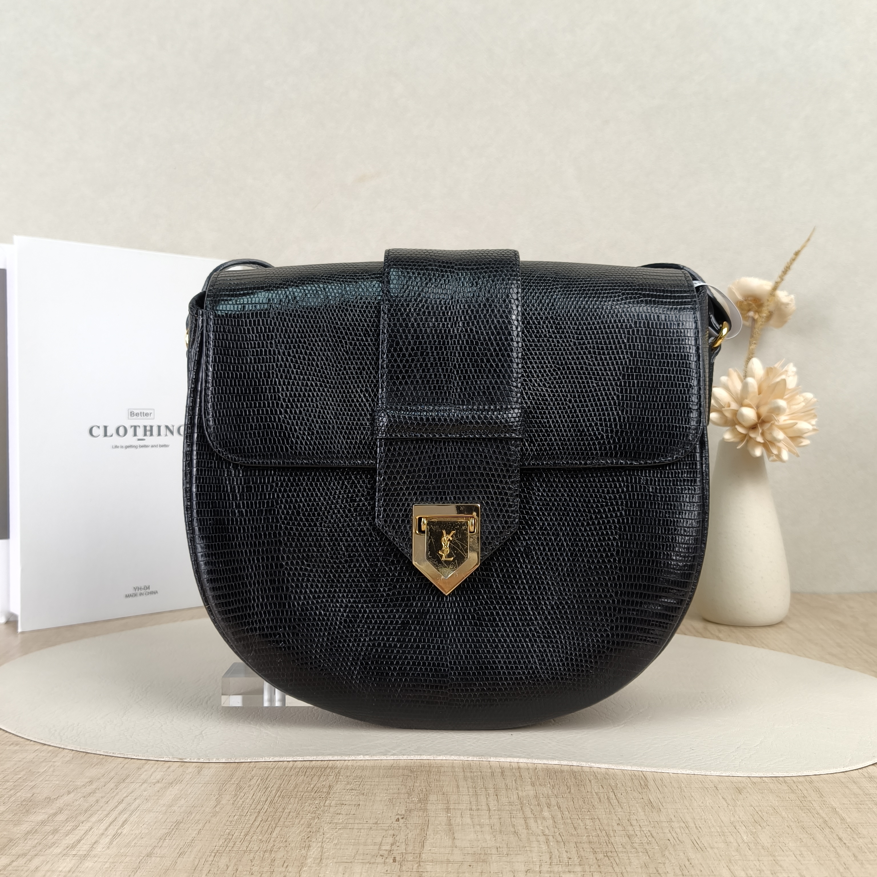 SAINT LAURENT Shoulder Bag Vintage Shoulder Bag Black