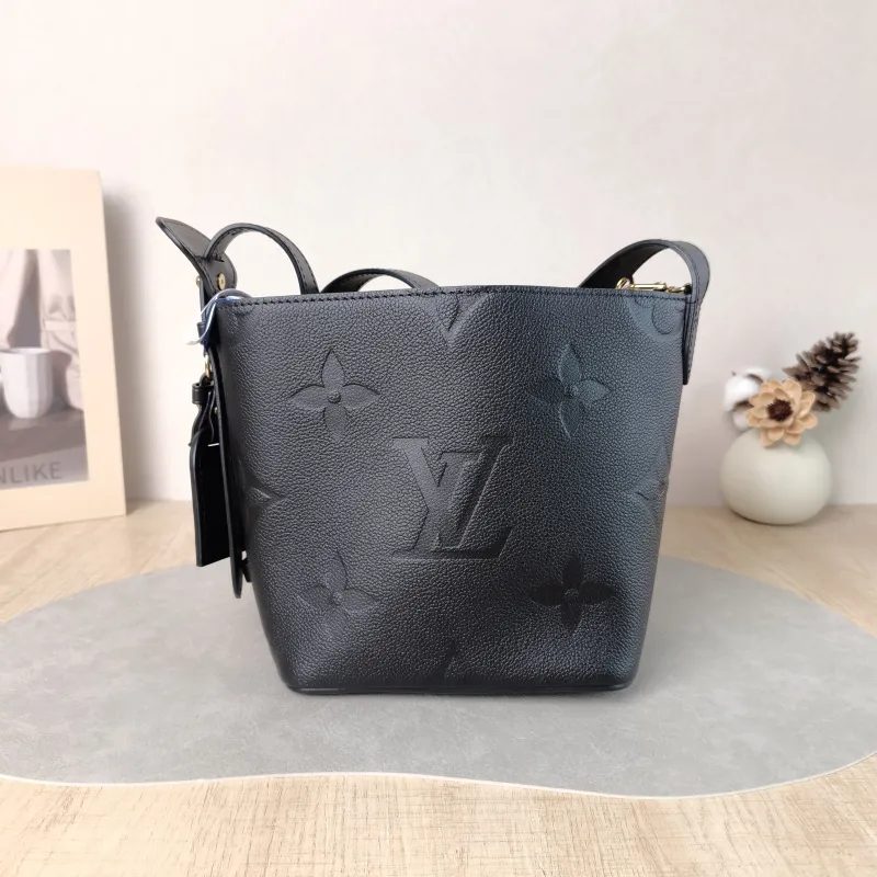 Louis Vuitton Top Handle Bag ALL IN BB Black Empreinte Embossed Calfskin BB 16 × 12 × 18 cm