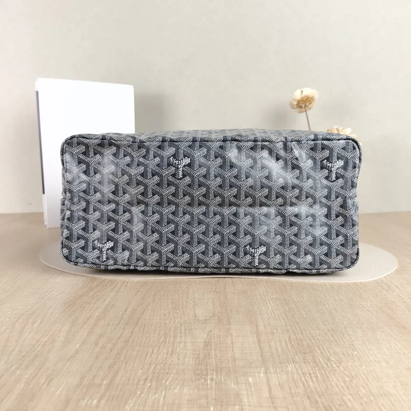 GOYARD Shoulder Bag SAINT LOUIS Shopping Tote Grey PVC Small 34 × 15 × 28 cm — cover view 2 of 4