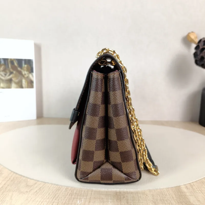 Louis Vuitton Shoulder Bag VAVIN Red · PVC Small25 × 9.5 × 17 cm — detail view 6 of 13