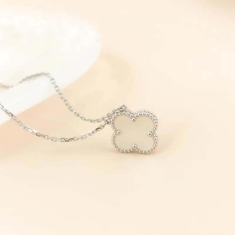 Van Cleef & Arpels Necklace Alhambra Alhambra Collection Necklace White Mother-of-Pearl Pearl · White Mother-of-Pearl 18KW hite Gold Vintage Small… — cover view 2 of 10