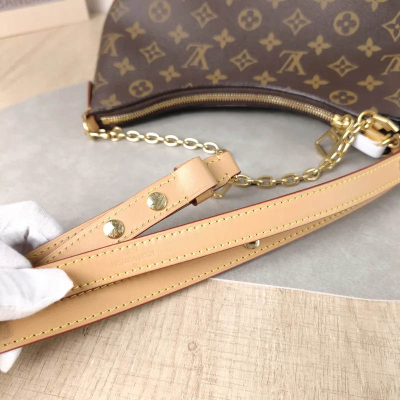 Louis Vuitton Crossbody Bag Boulogne PVC Small 26 × 9.5 × 16 cm — detail view 11 of 12