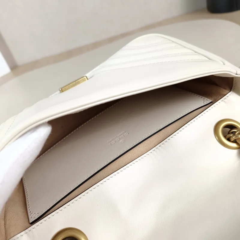 GUCCI Crossbody Bag GG Marmont Small Marmont 22White Calfskin Small22 × 6 × 13 cm — detail view 1 of 14