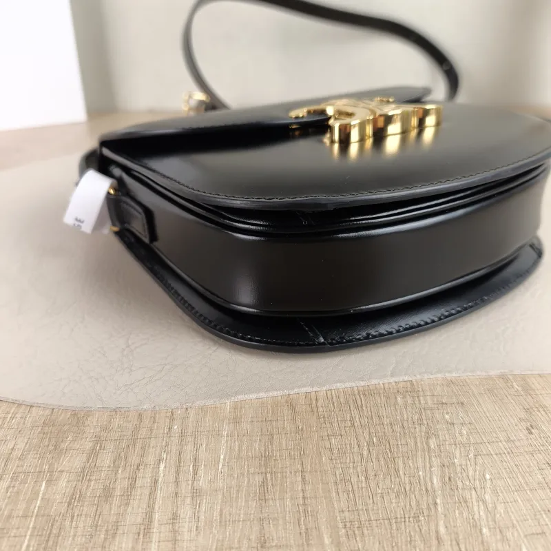CELINE Crossbody Bag TEEN BESACE TRIOMPHE Black Calfskin Small 18.5 × 6 × 16 cm — detail view 5 of 12