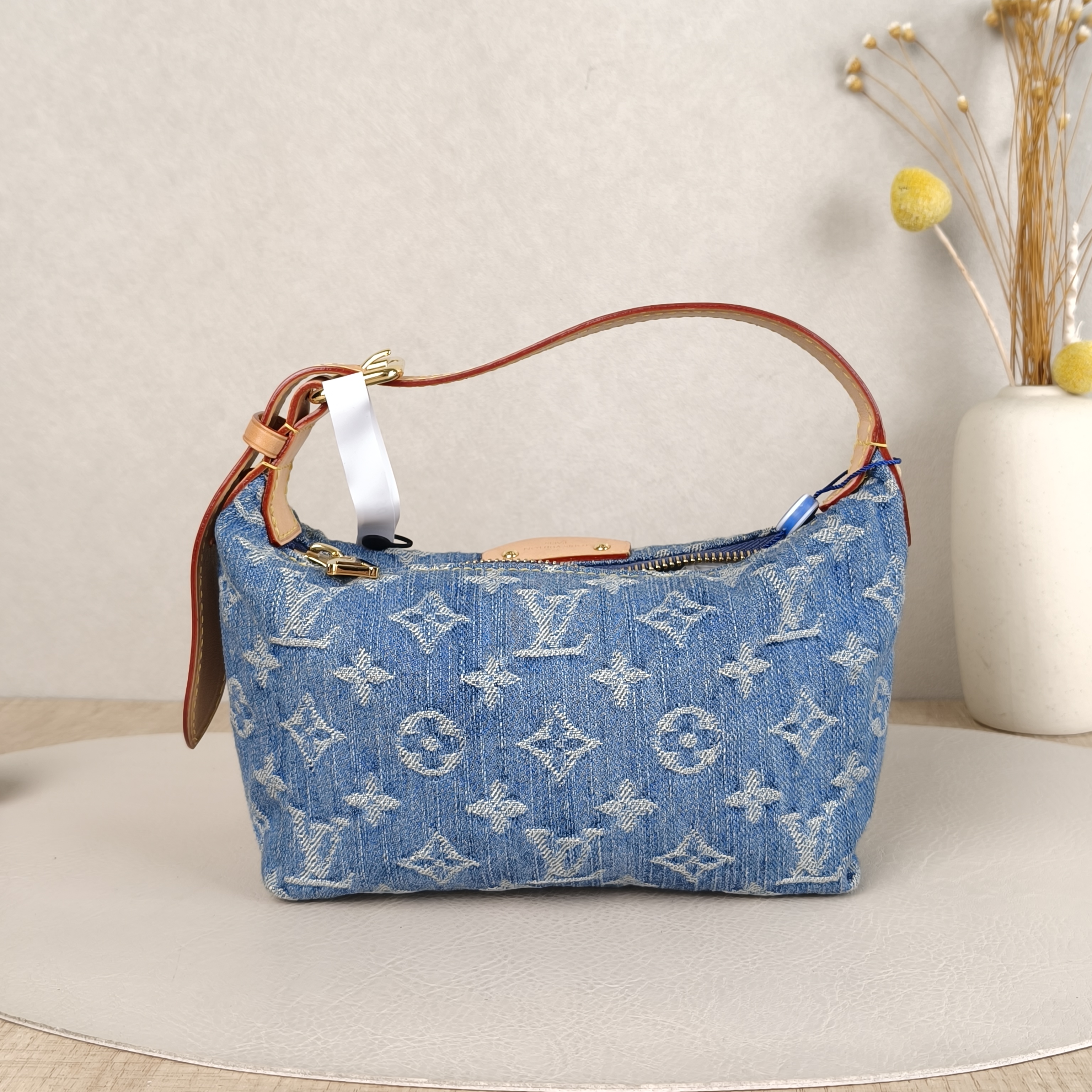 Louis Vuitton Shoulder Bag Pochette Hills Blue One Size18.5 × 6.5 × 11 cm — cover view 3 of 5