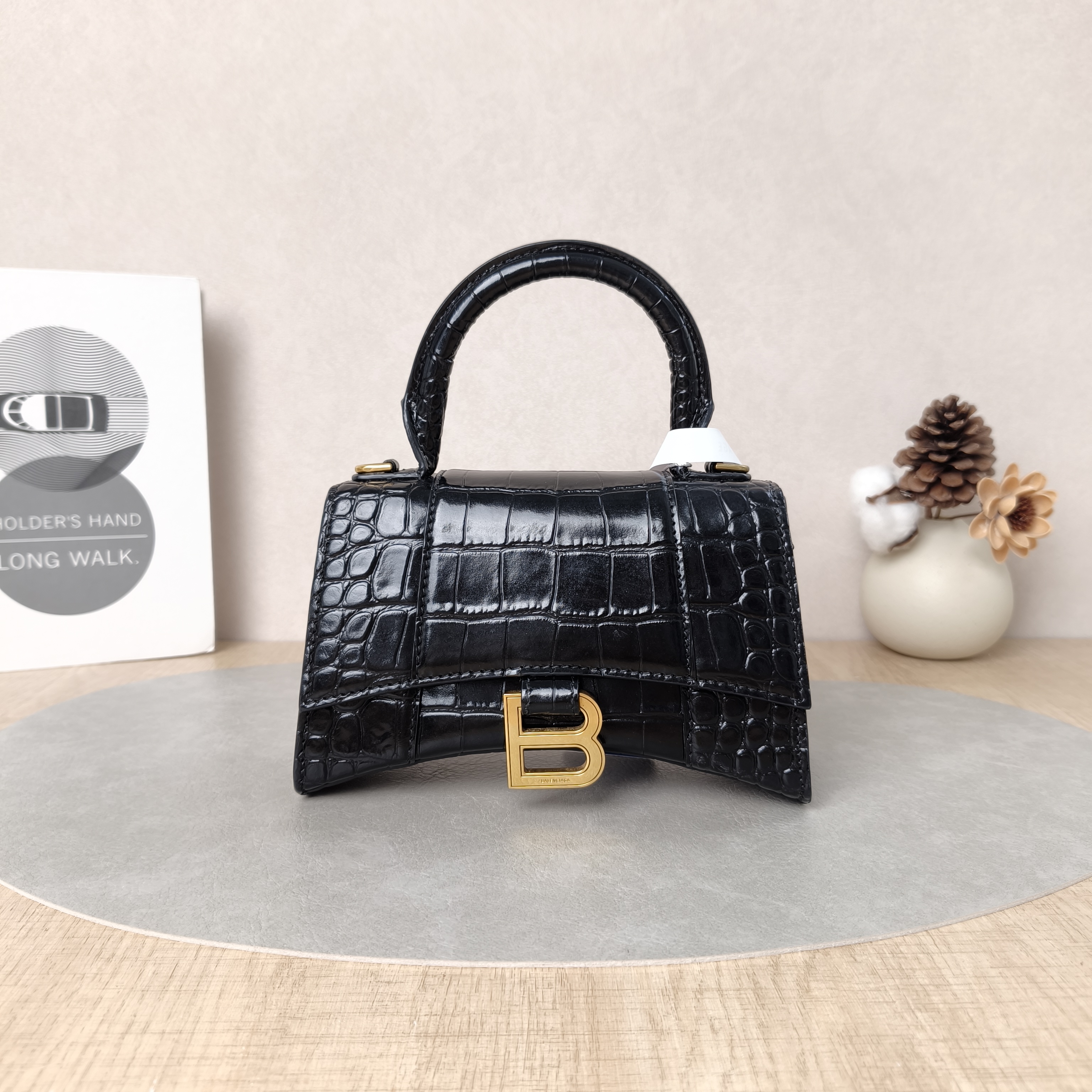 BALENCIAGA Crossbody Bag Hourglass Hourglass Bag Black CC alfskinmini19 × 8 × 13 cm