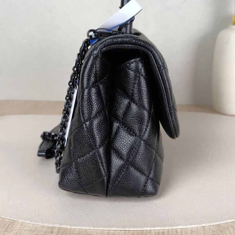 Chanel Crossbody Bag Coco Handle​Black Calfskin Small24 × 10 × 14 cm — detail view 8 of 16