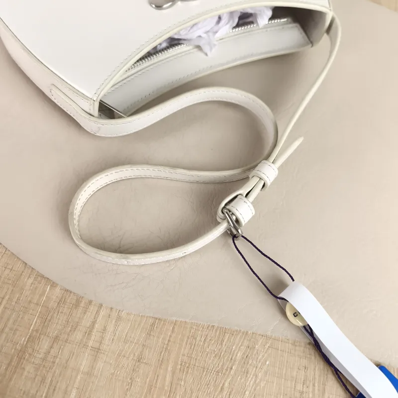 CELINE Shoulder Bag tilly White Calfskin Medium 22 × 4 × 13.5 cm — detail view 2 of 10
