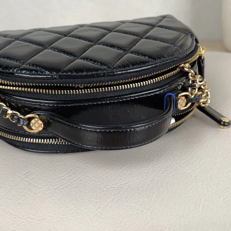 Chanel Crossbody Bag Crossbody Bag Black Waxed Leather One Size 17 × 7 × 10.5 cm — detail view 5 of 11