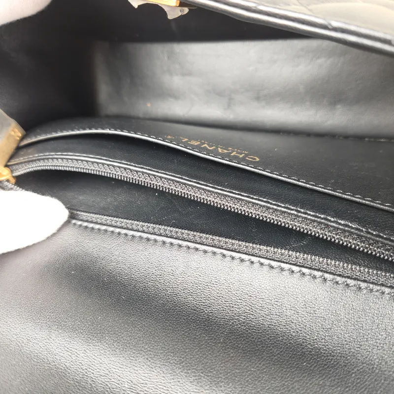 Chanel Crossbody Bag cf Black Lambskin One Size 23.5 × 7 × 14.5 cm Microchip Edition — detail view 5 of 14