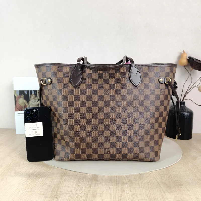 Louis Vuitton Shoulder Bag Neverfull Damier Ebene PVC Medium 31 × 14 × 28 cm — cover view 2 of 5