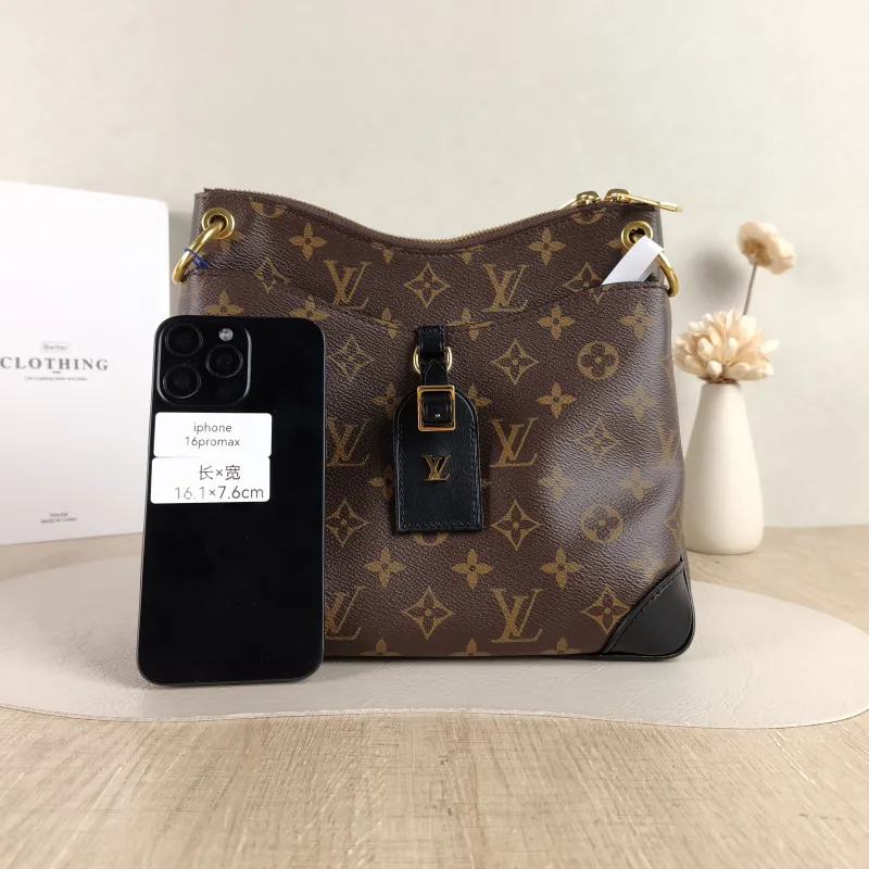 Louis Vuitton Crossbody Bag Monogram PVC Small 24 × 8 × 22 cm — cover view 4 of 6
