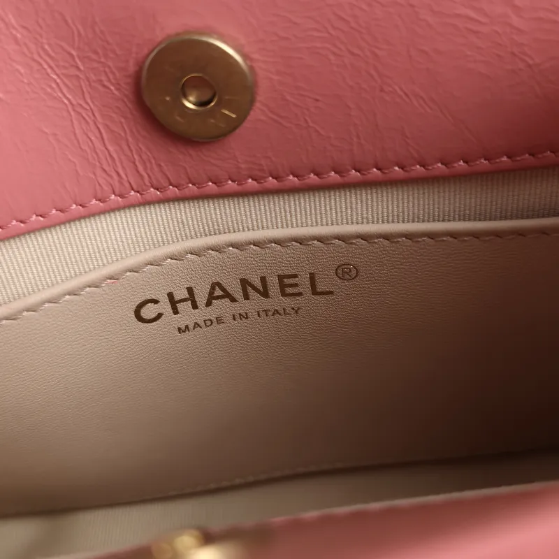 Chanel Crossbody Bag HOBO Pink Waxed Leather Small 19 × 6 × 17 cm — detail view 7 of 13