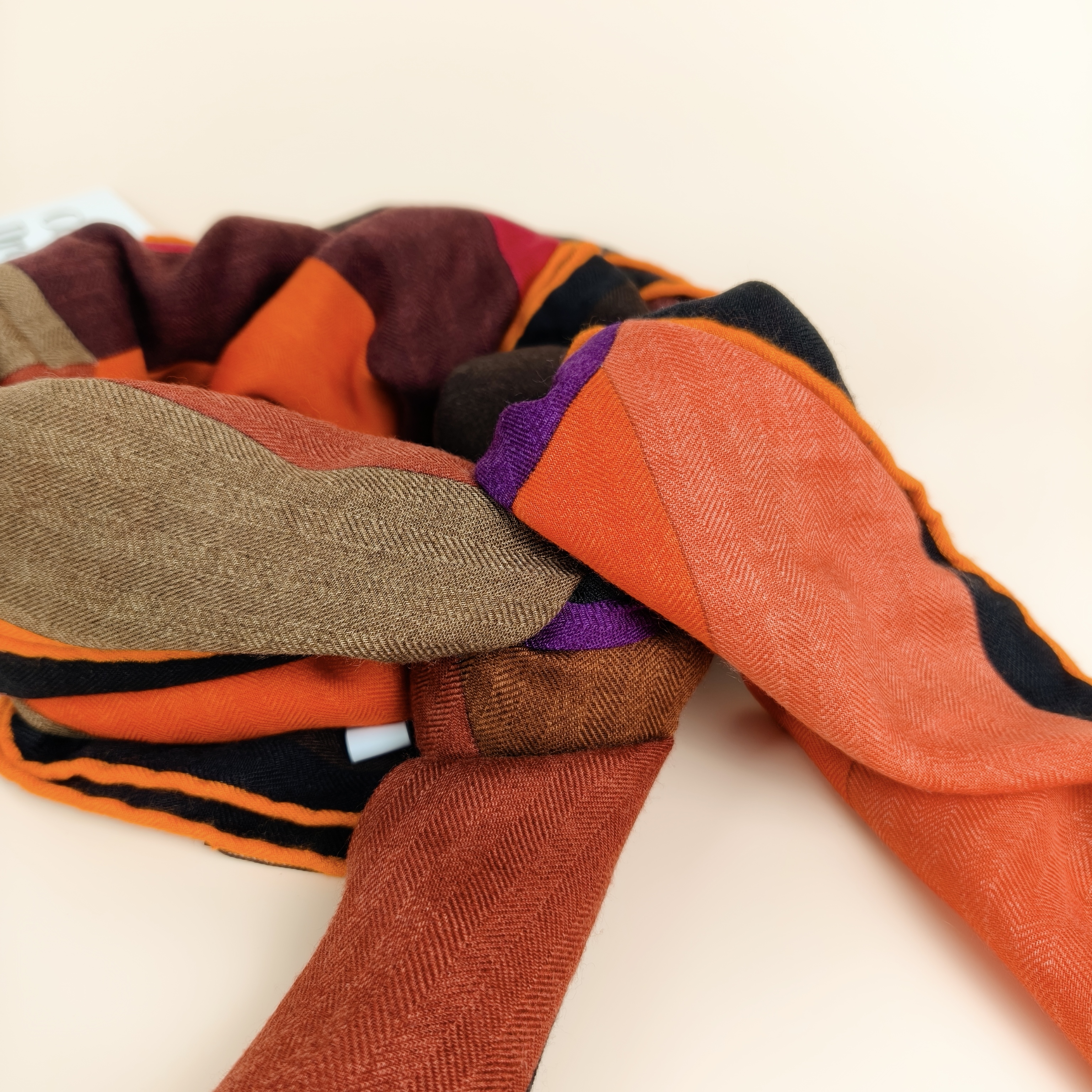 Hermès Silk Cashmere One Size135*140 — cover view 7 of 9
