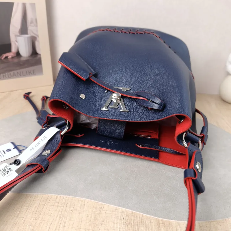 Louis Vuitton Shoulder Bag lockme Shoulder Bag Blue Red Calfskin One Size 25 × 15 × 27 cm — detail view 2 of 13