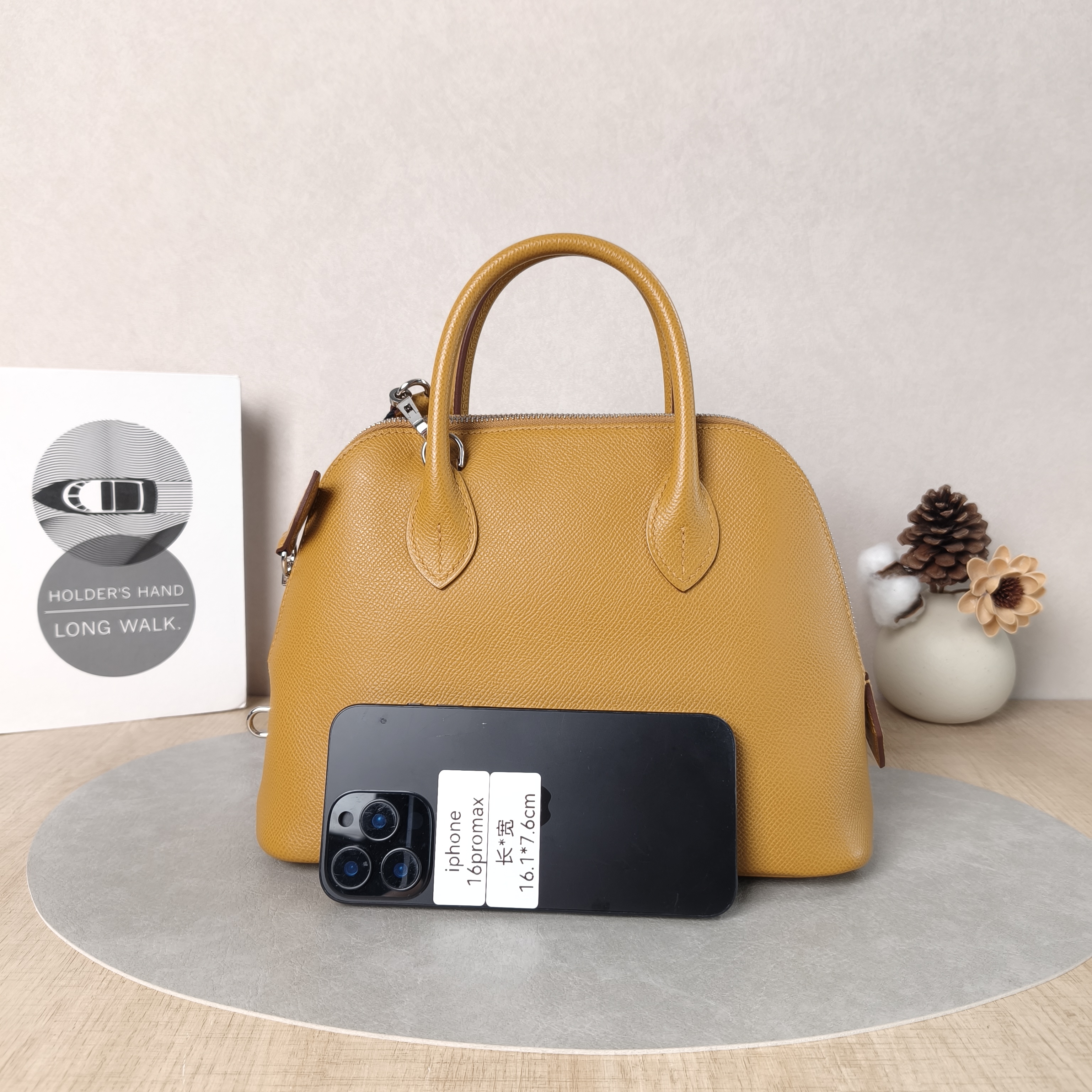 Hermès Crossbody Bag Bolide 1923 Top Handle Bag Epsom Calfskin Small25 × 10.5 × 20 cm — cover view 3 of 5
