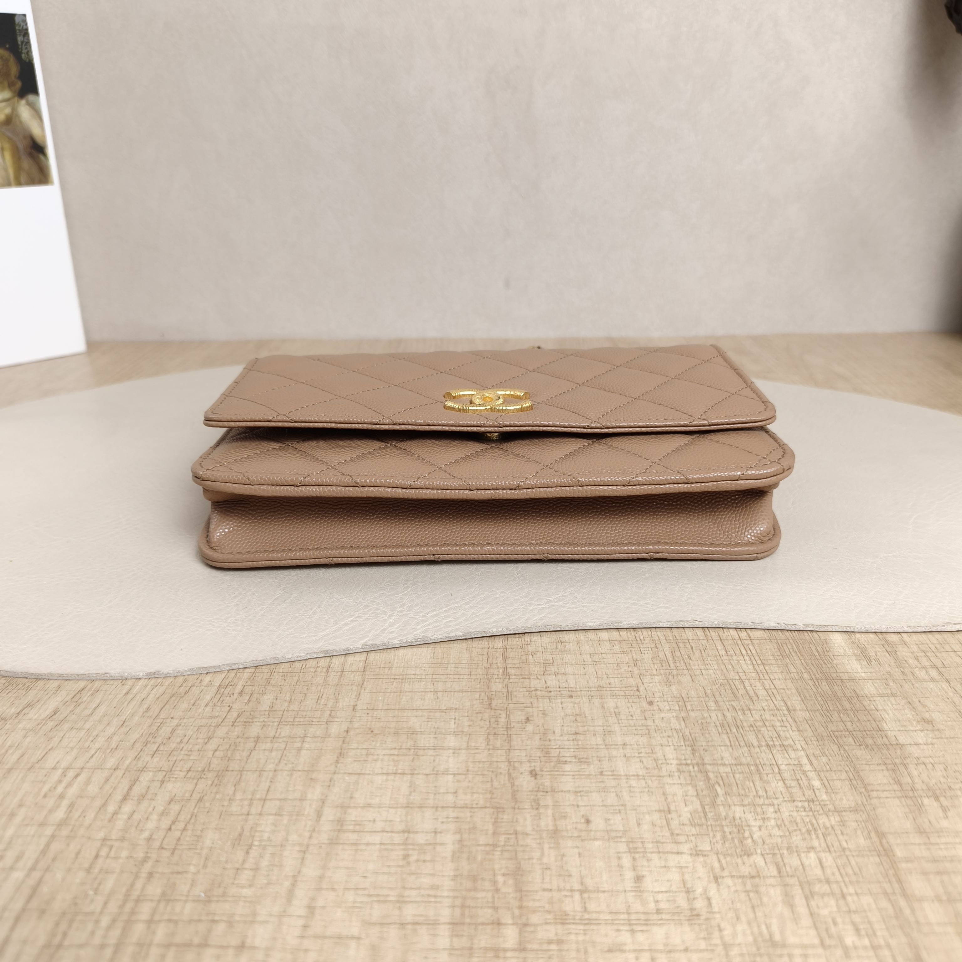 Chanel Crossbody Bag Edition cf woc Taupe Calfskin19.2 × 3.5 × 12.3 cm — cover view 4 of 6