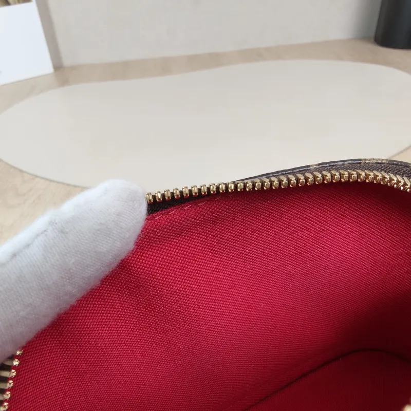 Louis Vuitton Crossbody Bag Alma Nano Monogram · PV Cnano18 × 8 × 12 cm — detail view 12 of 12