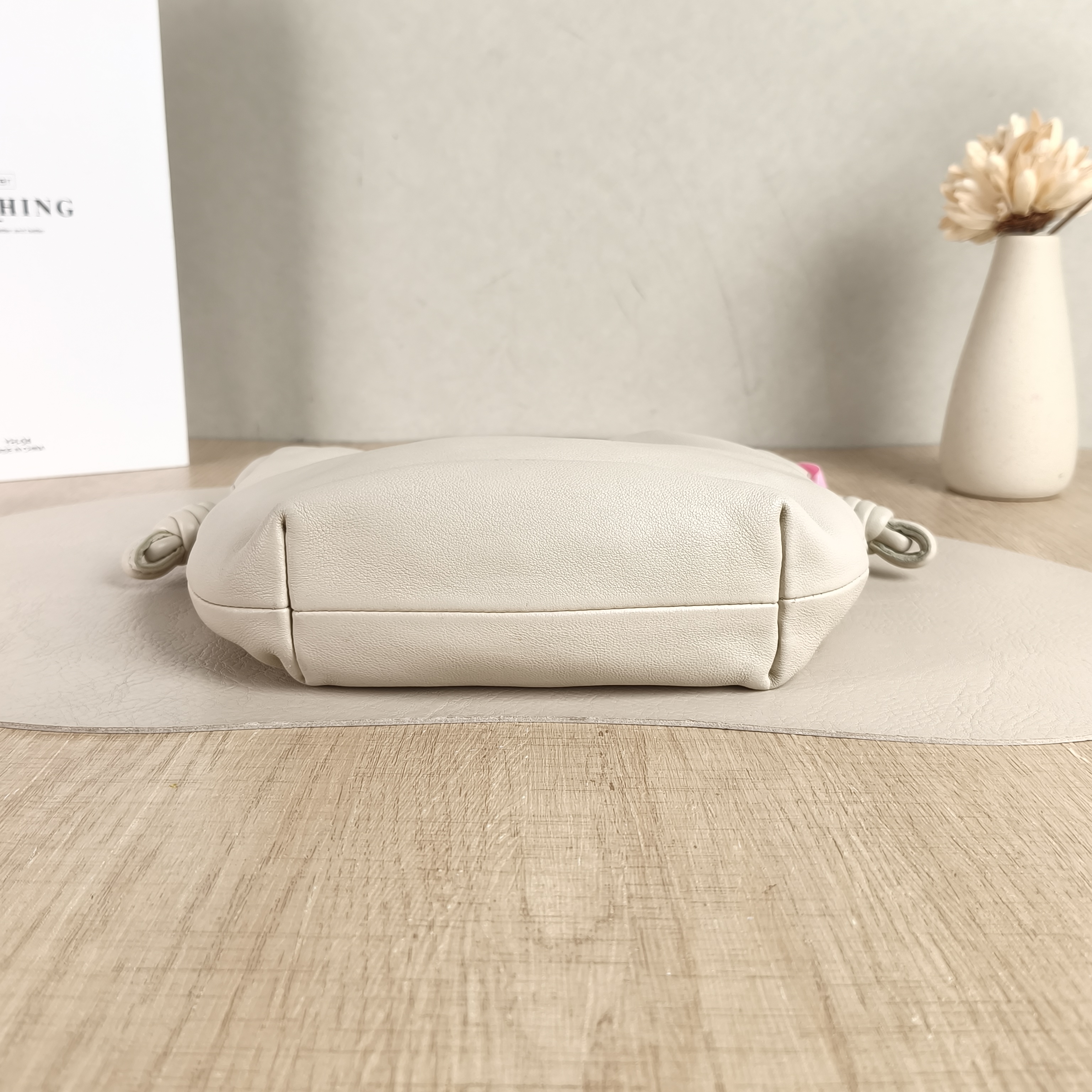 LOEWE Crossbody Bag Flamenco White Lambskin mini23 × 5.5 × 17 cm — cover view 5 of 5