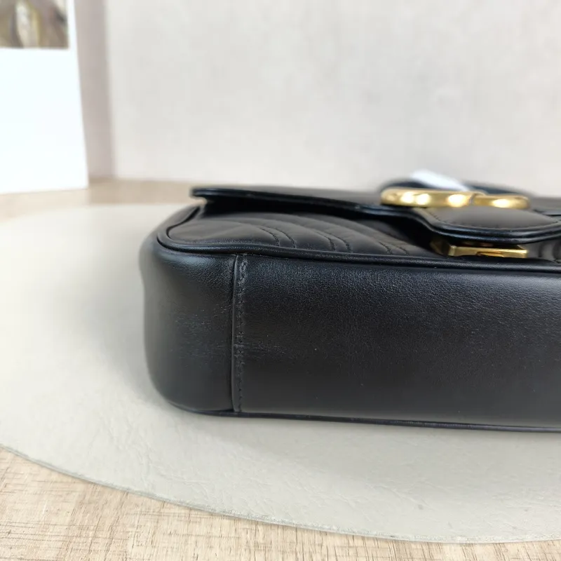 GUCCI Crossbody Bag GG Marmont Small Marmont 22 Black CC alfskin Small 22 × 6 × 13 cm — detail view 5 of 11