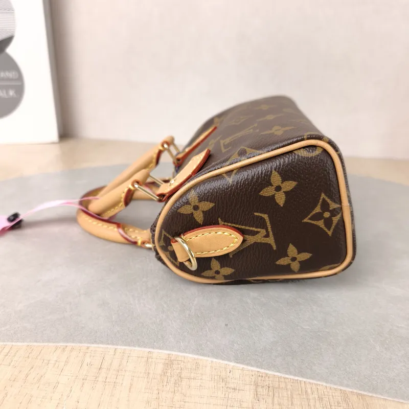 Louis Vuitton Crossbody Bag Speedy Nano Shoulder Strap PVC nano 16 × 7.5 × 10 cm — detail view 2 of 11