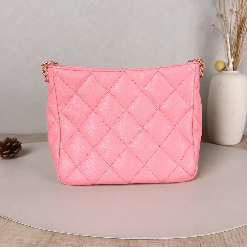Chanel Shoulder Bag hobo Red Grained Calfskin One Size19 × 8 × 17 cm — cover view 5 of 5