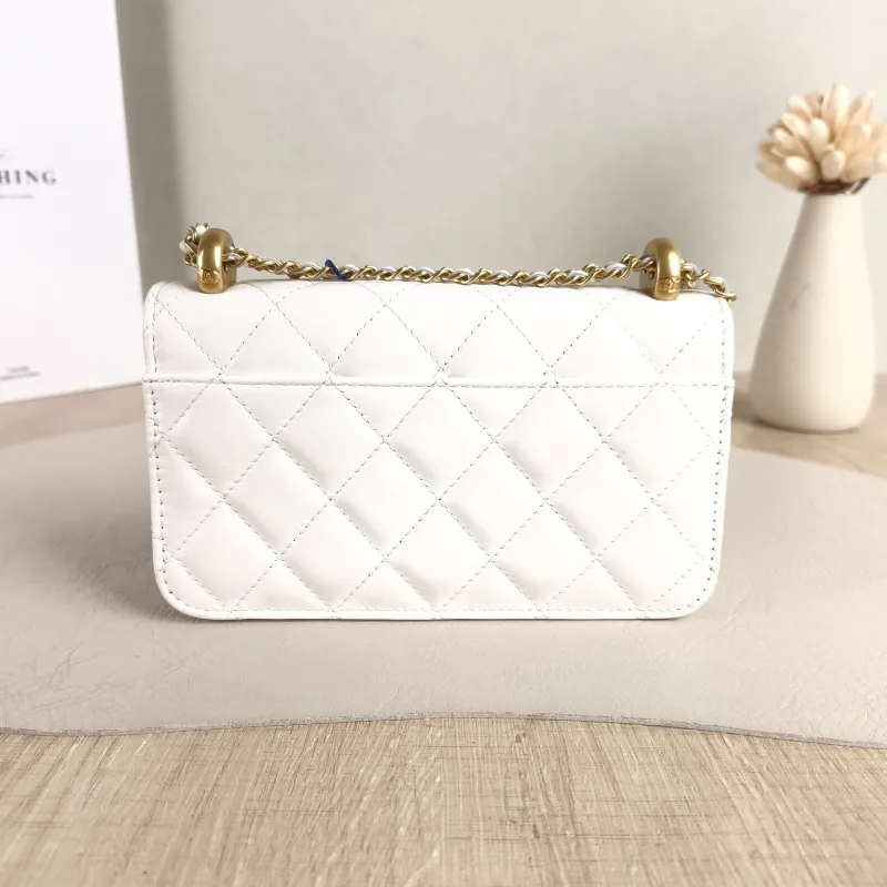 Chanel Crossbody Bag woc White Calfskin Mini 17.2 × 3.3 × 10 cm — cover view 5 of 6