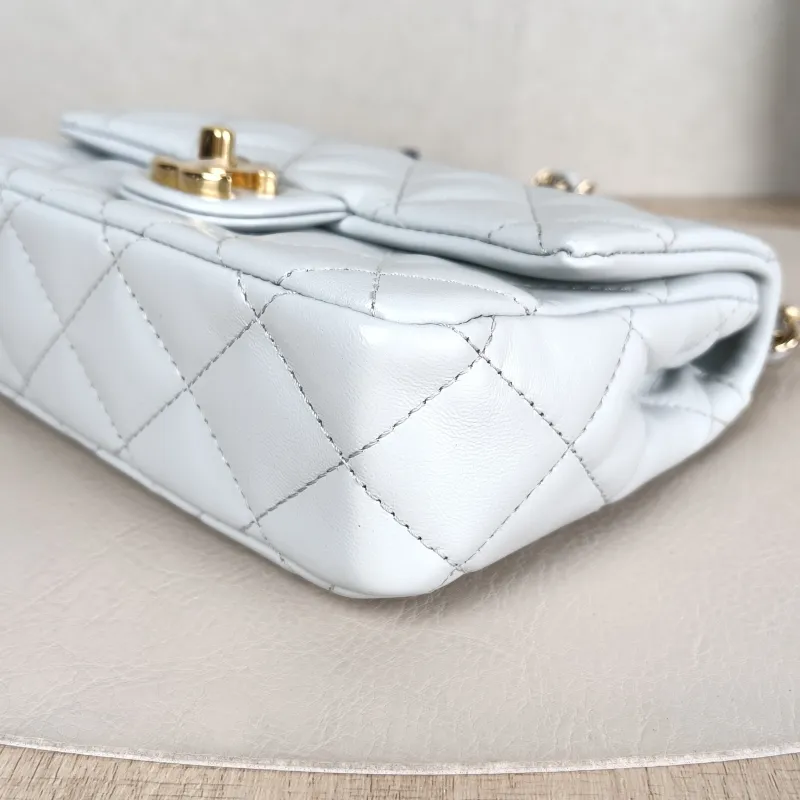 Chanel Crossbody Bag Woven Blue Lambskin One Size 20 × 5 × 13 cm — detail view 2 of 14
