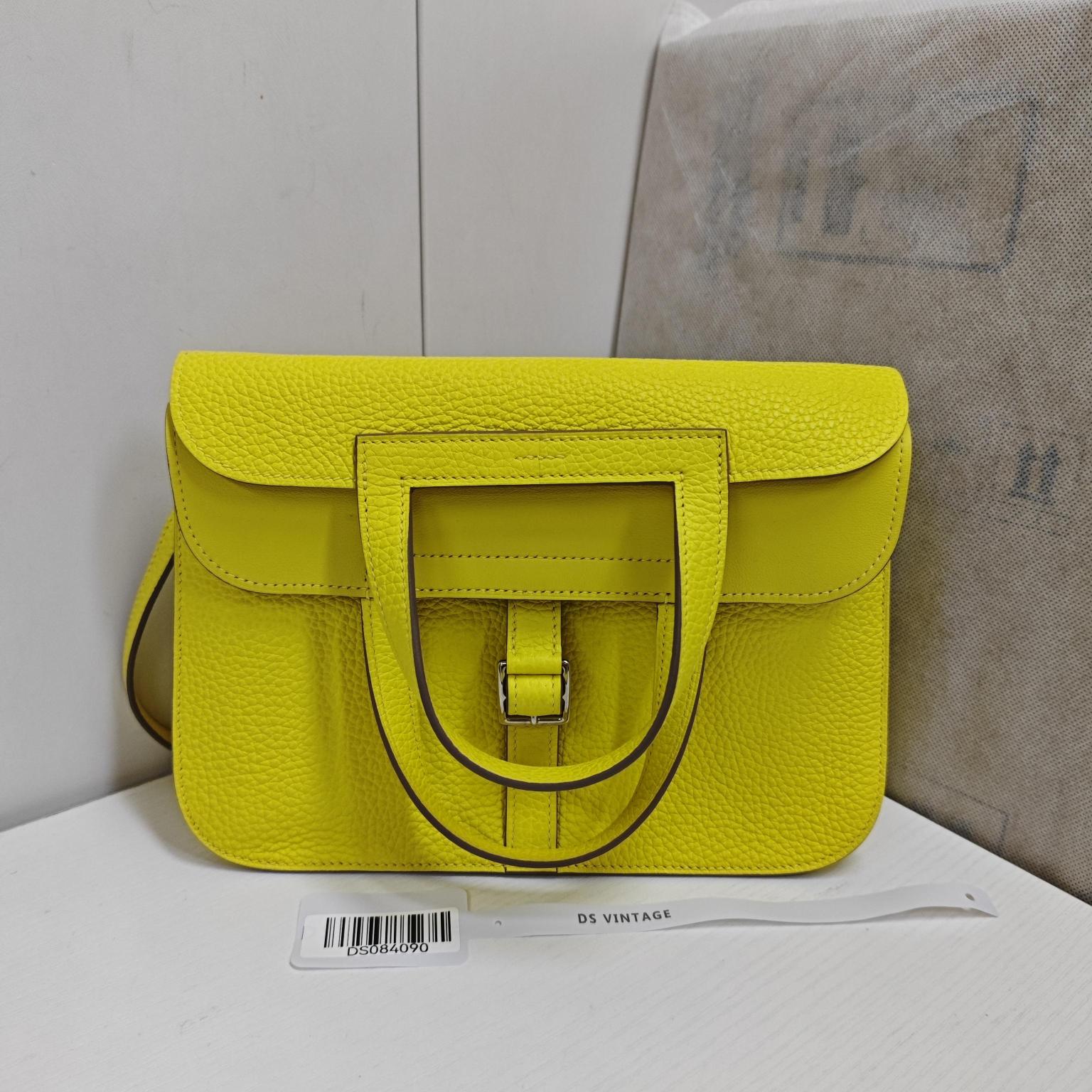 Hermès halzan25Small9R Calfskinu · 25 × 8 × 17 cm