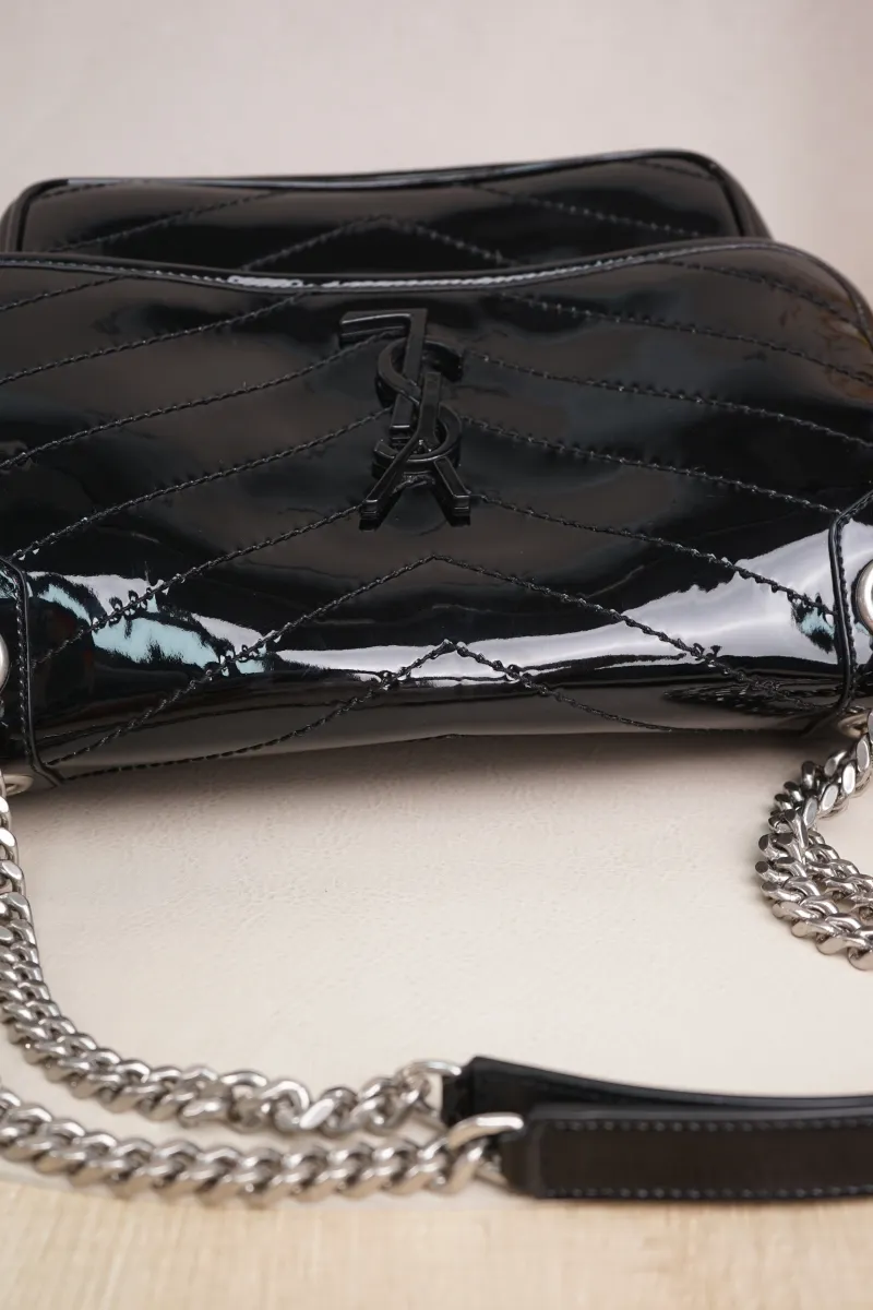 SAINT LAURENT Niki D Medium Black Patent Leather · Dust Bag · 28 × 8.5 × 20 cm — detail view 18 of 23