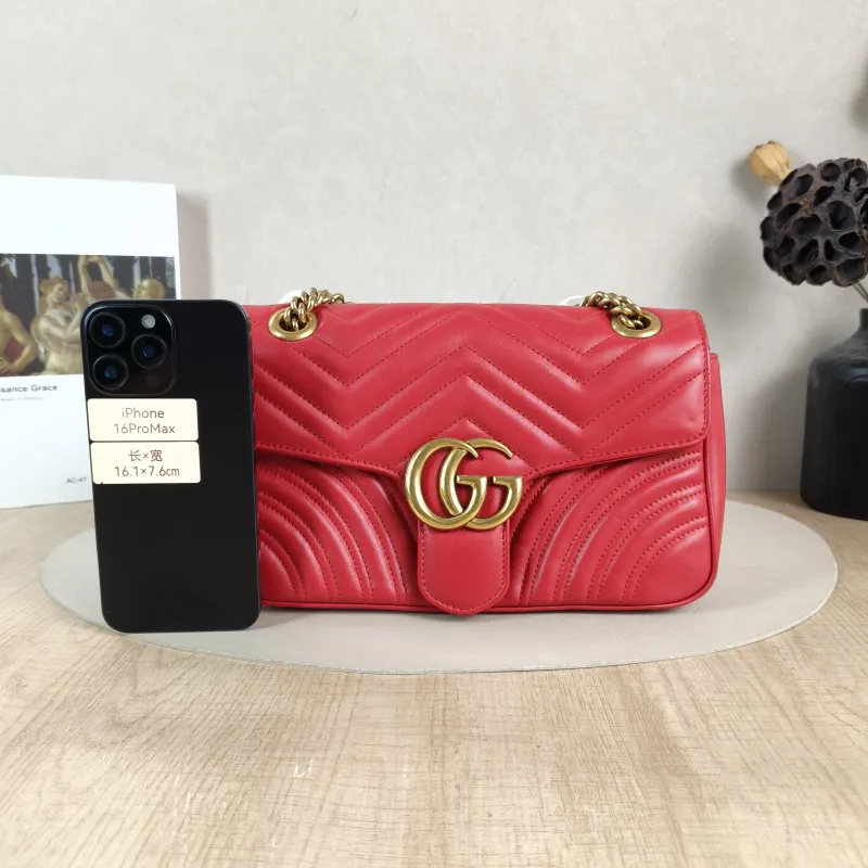 GUCCI Crossbody Bag GG Marmont Medium Marmont 26 Red Calfskin Medium 26 × 7 × 15 cm — cover view 3 of 5