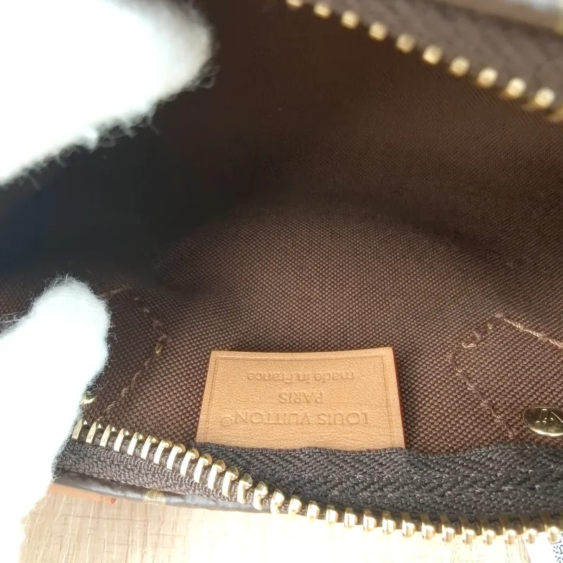 Louis Vuitton Crossbody Bag Speedy Nano Shoulder Strap PVC nano 16 × 7.5 × 10 cm — detail view 8 of 11