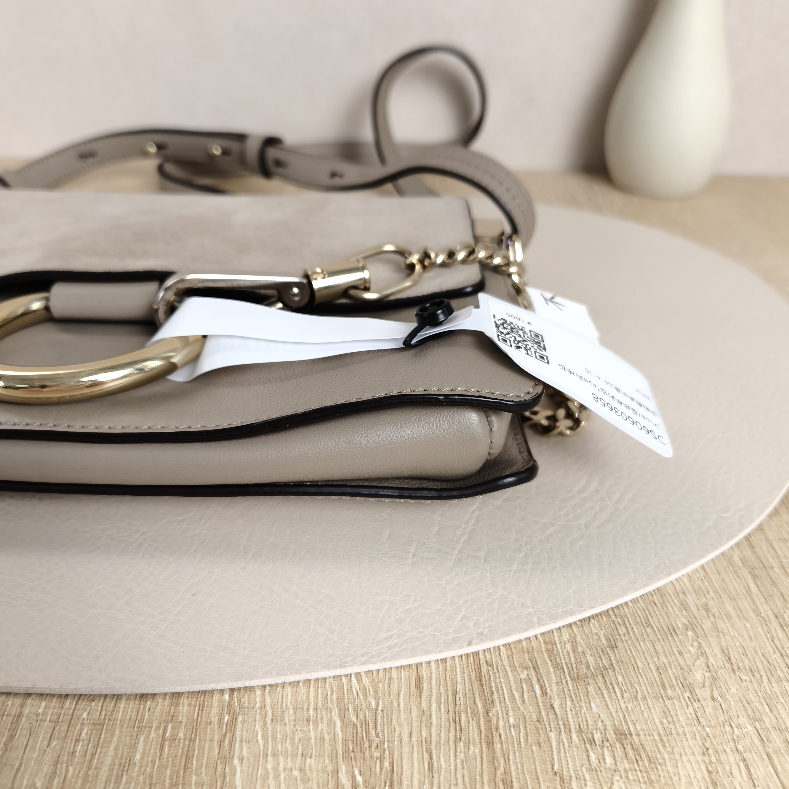 Chloé Shoulder Bagfaye Crossbody Bag Grey Suede 24 × 4 × 15 cm — cover view 5 of 10