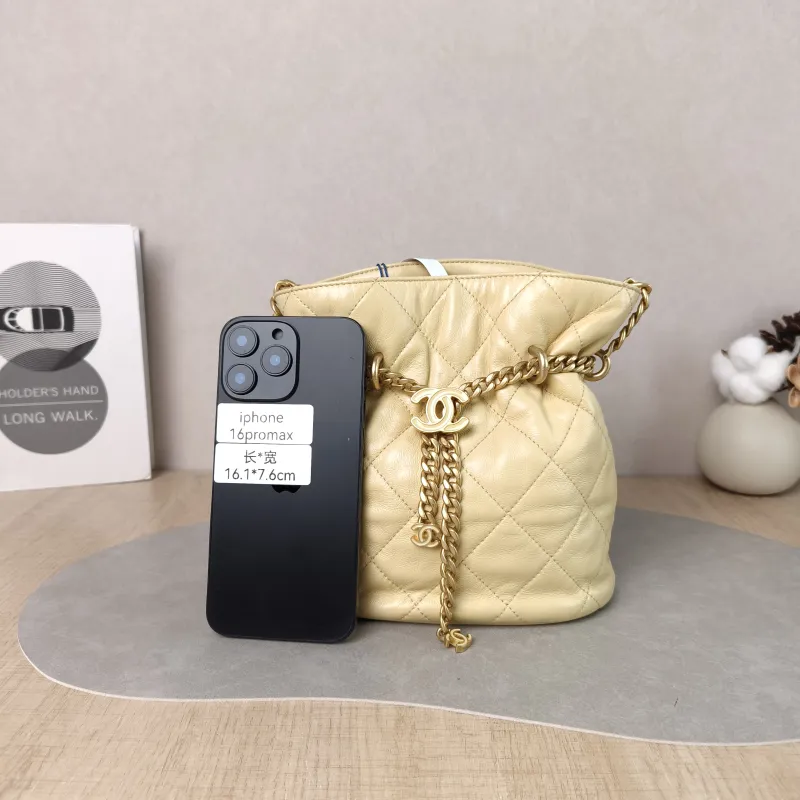 Chanel Shoulder Bag Bucket Bag Yellow Lambskin One Size 17 × 10 × 18.5 cm — cover view 2 of 6