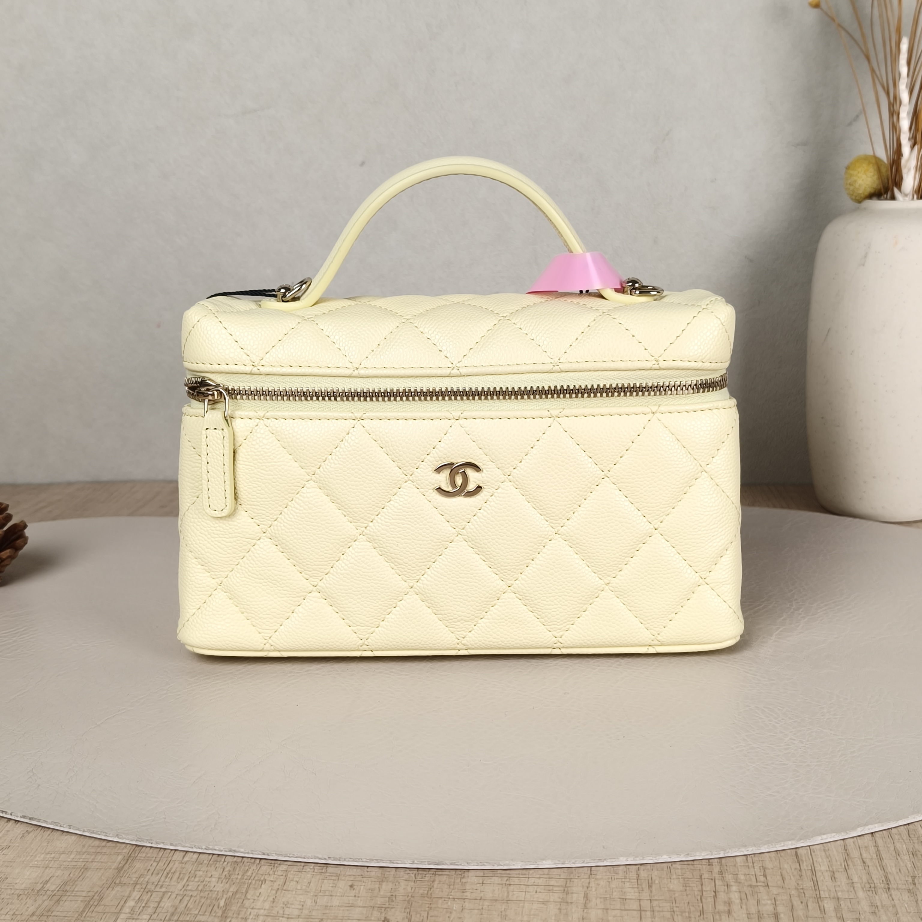Chanel Crossbody Baglp Box Bag Top Handle Crossbody Bag Yellow Calfskin One Size19.5 × 5 × 17 cm