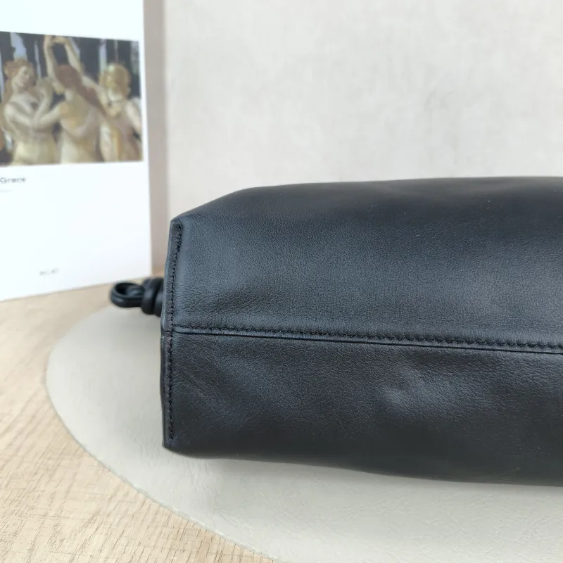 LOEWE Crossbody Bag Flamenco Black Calfskin Medium 30 × 10.5 × 24.5 cm — detail view 6 of 12