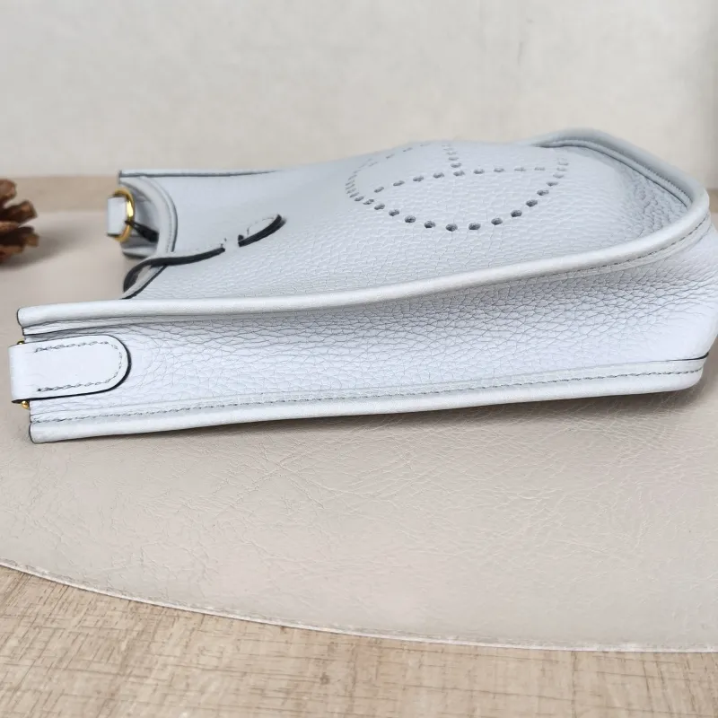 Hermès Crossbody Bag Evelyne Mini 16 Mini 16 TC Calfskin Mini 17 × 5.5 × 18 cm u Shoulder Strap — detail view 7 of 9