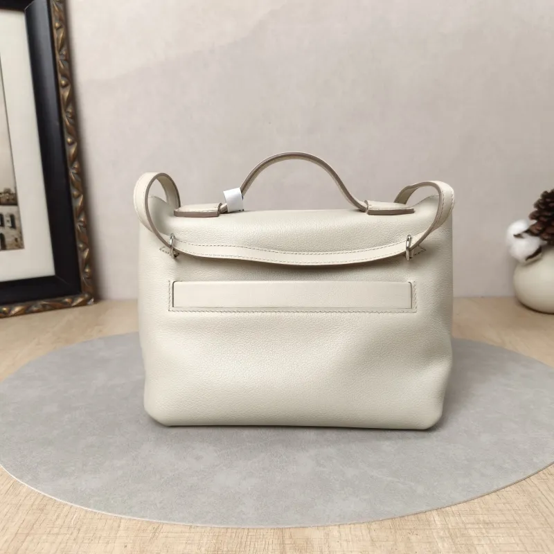 Hermès Crossbody Bag24 · 24 21 Shoulder Bagmini — cover view 2 of 5