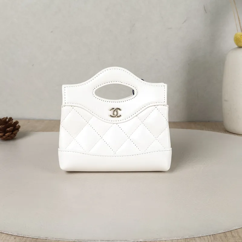 Chanel Crossbody Bag31Bag White Waxed Leather Mini13 × 4 × 12 cm