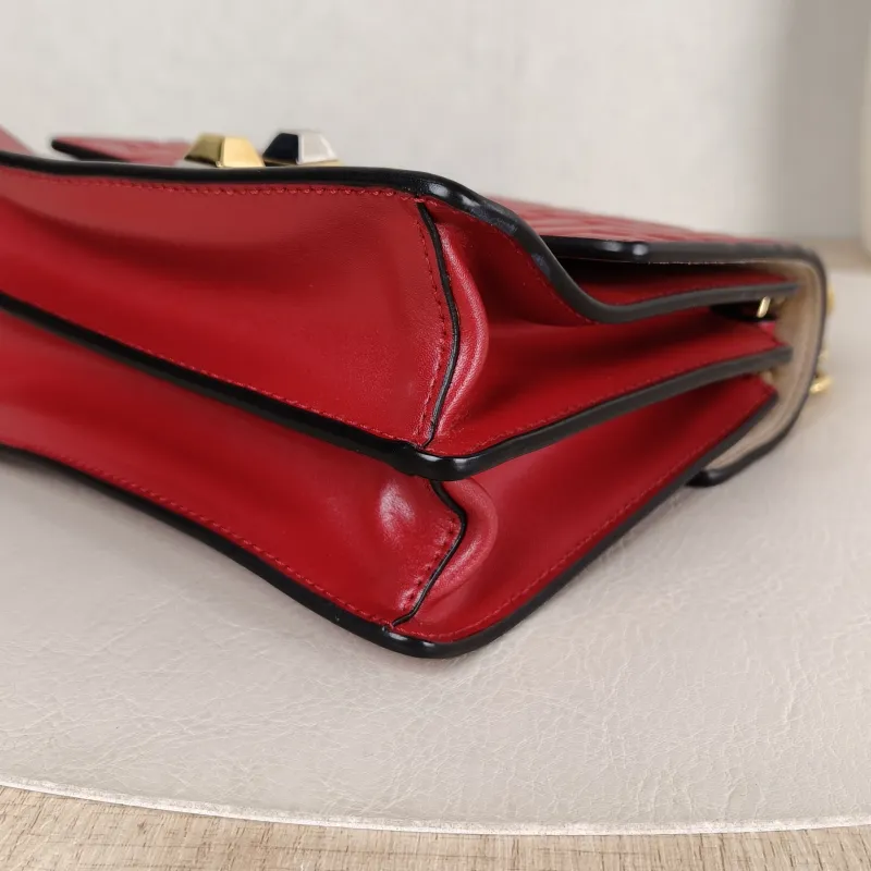 FENDI Crossbody Bag Crossbody Bag Red Calfskin One Size 19 × 7 × 15 cm — detail view 3 of 13