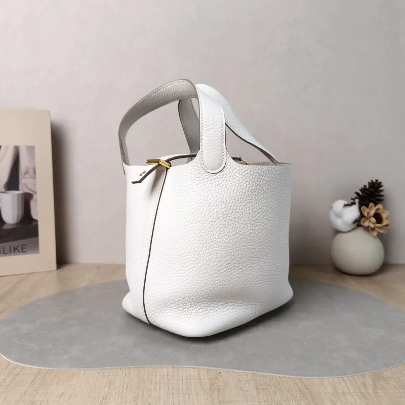 Hermès Top Handle Bag Picotin Lock 18 18 M4 Taurillon Clemence TC Calfskin Small 18 × 13 × 18 cm W — cover view 6 of 6