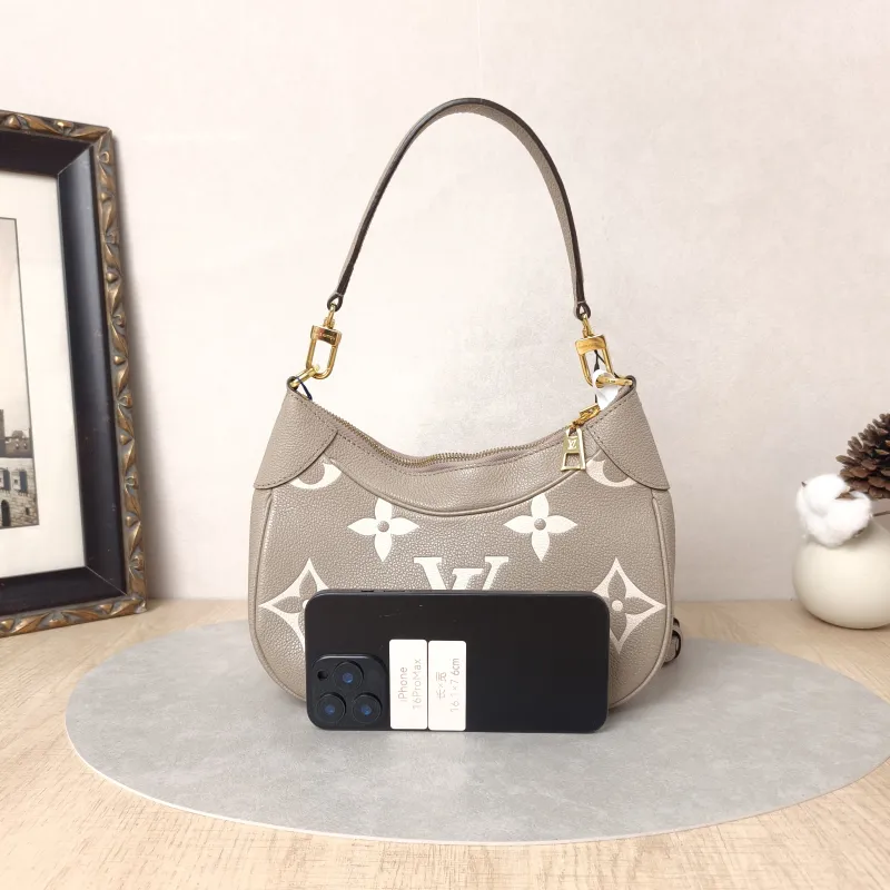 Louis Vuitton Shoulder Bag Bagatelle Monogram Empreinte Embossed Calfskin Small24 × 7 × 18 cm — cover view 9 of 10