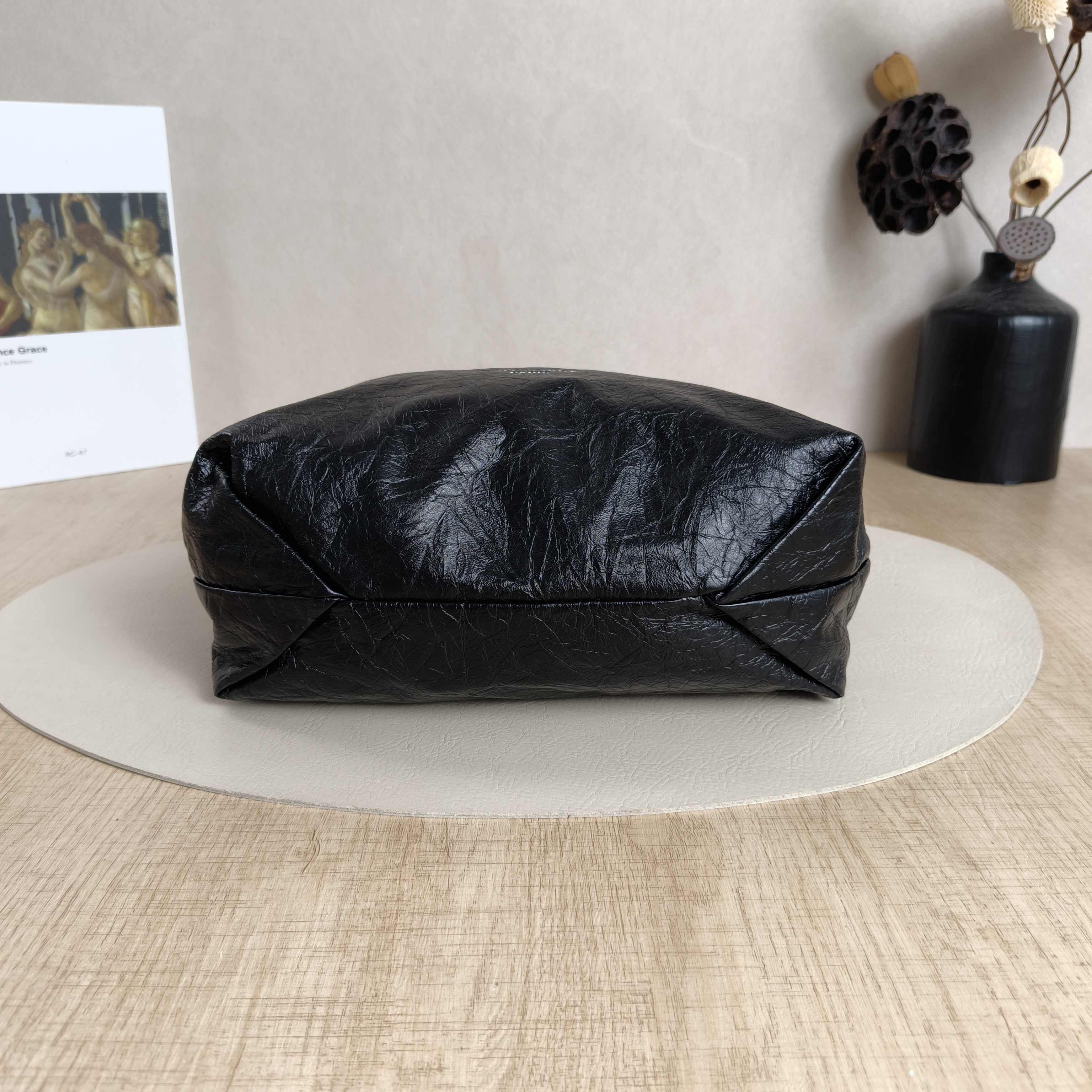 BALENCIAGA Shoulder Bag Crush Black CC alfskin Small24 × 10 × 26 cm — cover view 6 of 9