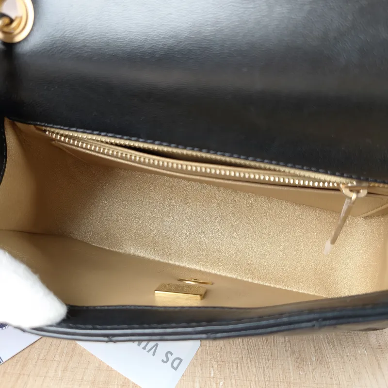 Chanel Crossbody Bag 25b c mini Black Lambskin mini 20 × 6 × 12 cm — detail view 3 of 10